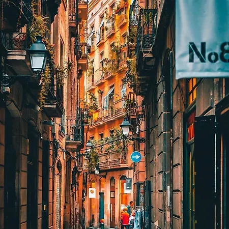 Cozy Near Sagrada Familia Lägenhet
