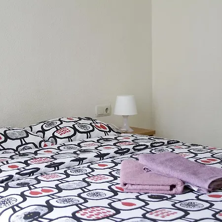 Cozy Near Sagrada Familia