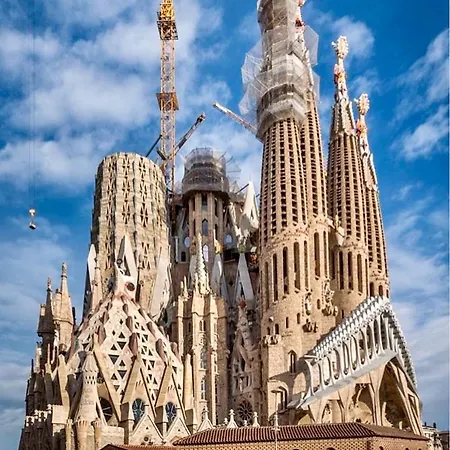 Cozy Near Sagrada Familia * Barcelona